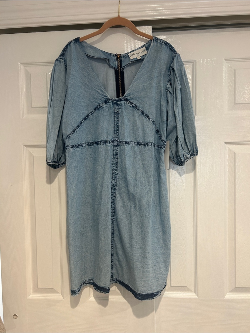 Light Wash Denim Puff-Sleeve Tunic - Unbranded